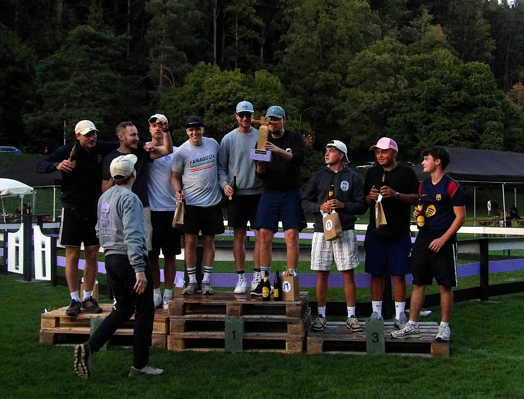 Podest BratworstKubb